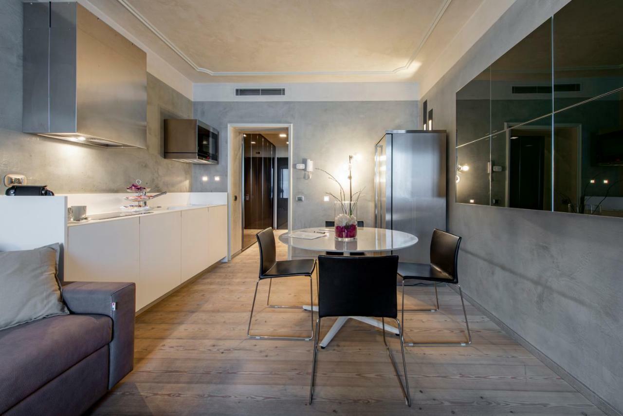 Milan Royal Suites - Centro Duomo Exterior foto
